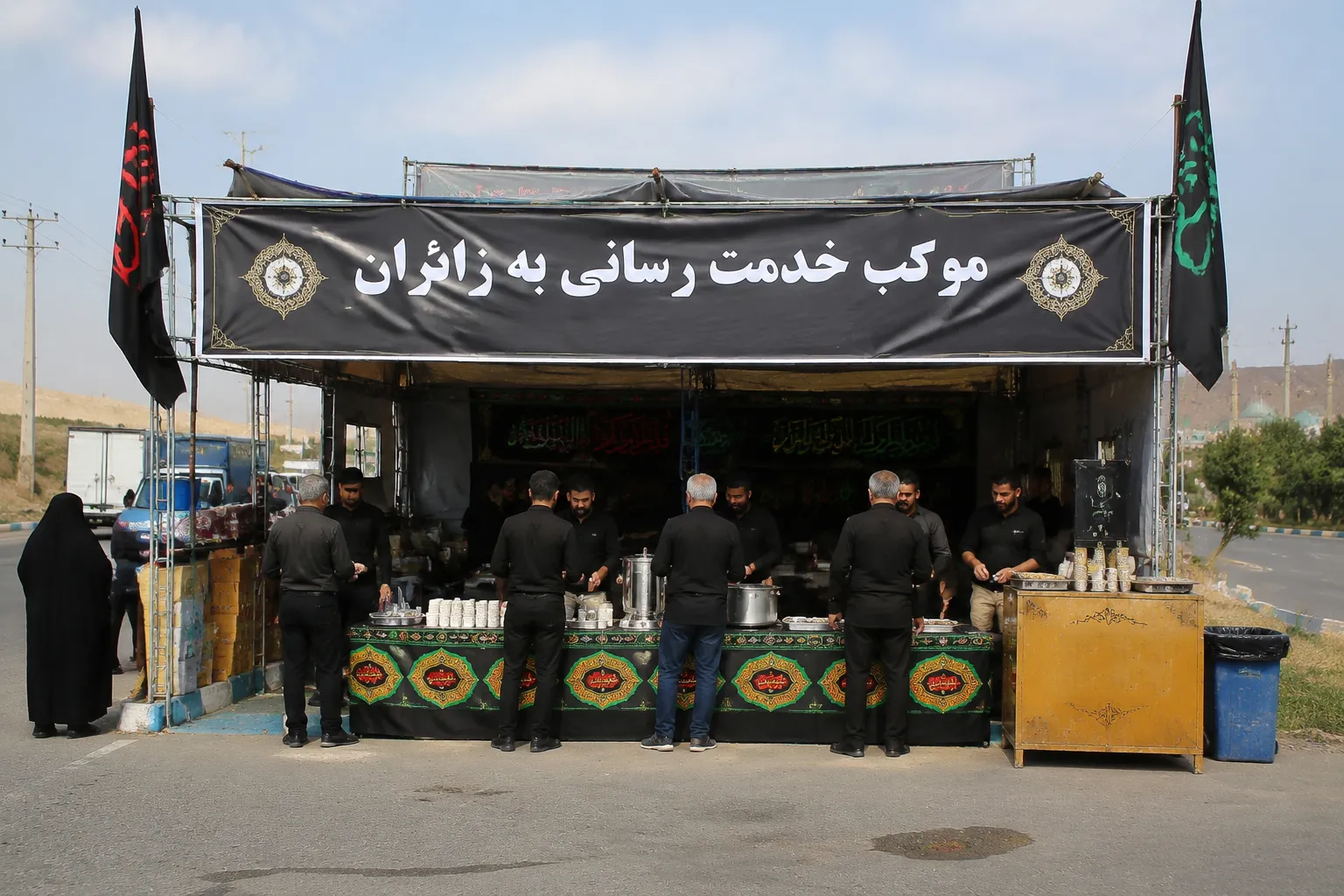 پذیرایی از ۱۵هزار عاشق رهبر شهید در مواکب شهرداری زنجان